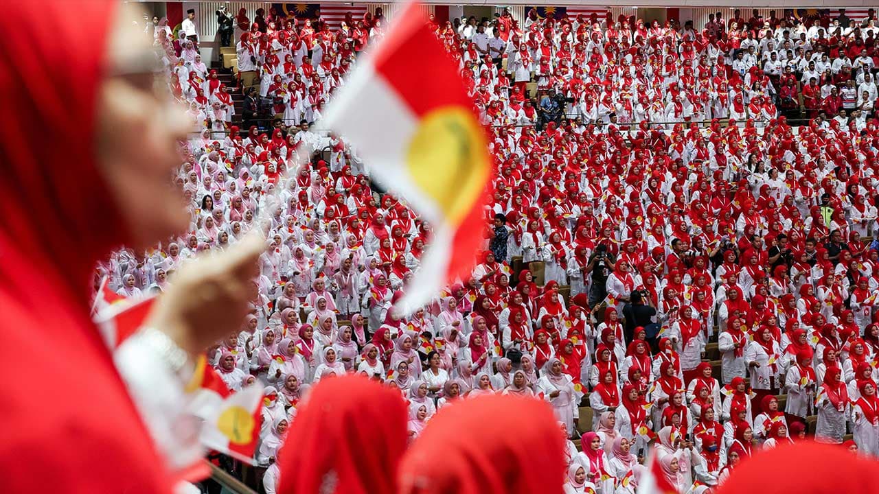PRU16: Gagal Bersihkan Isu ‘Sakau’ & Rasuah, UMNO Berisiko Hilang Kepercayaan Rakyat
