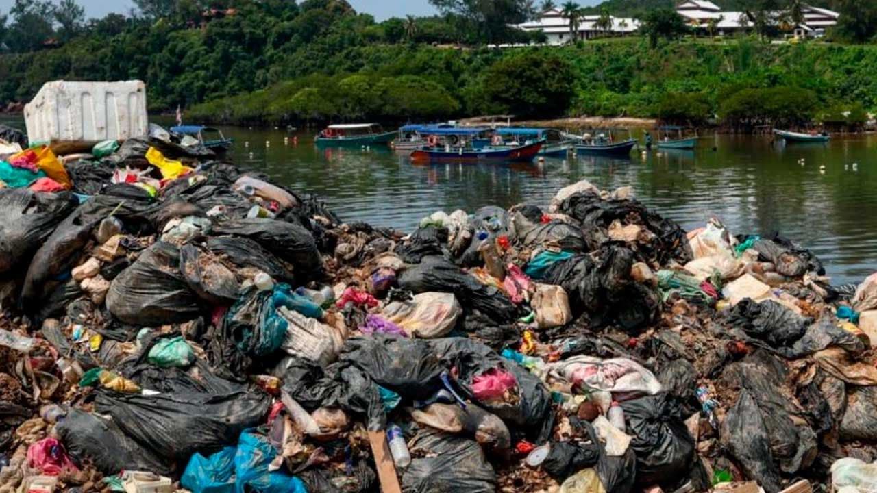 Atasi Timbunan Sisa, Jadual Pengangkutan Sampah Di Pulau Redang Bakal Dilaksana Setiap Hari