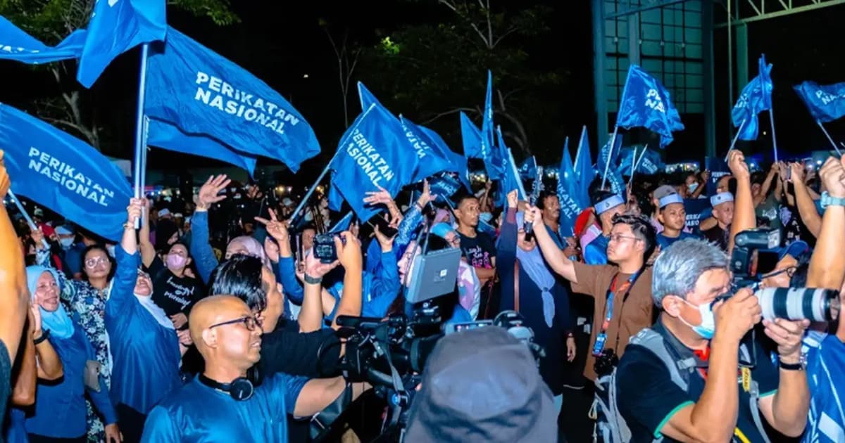 PAS Sukar Tawan Putrajaya Tanpa Jenama PN: Risiko Terperangkap Jika Nekad Bergerak Solo