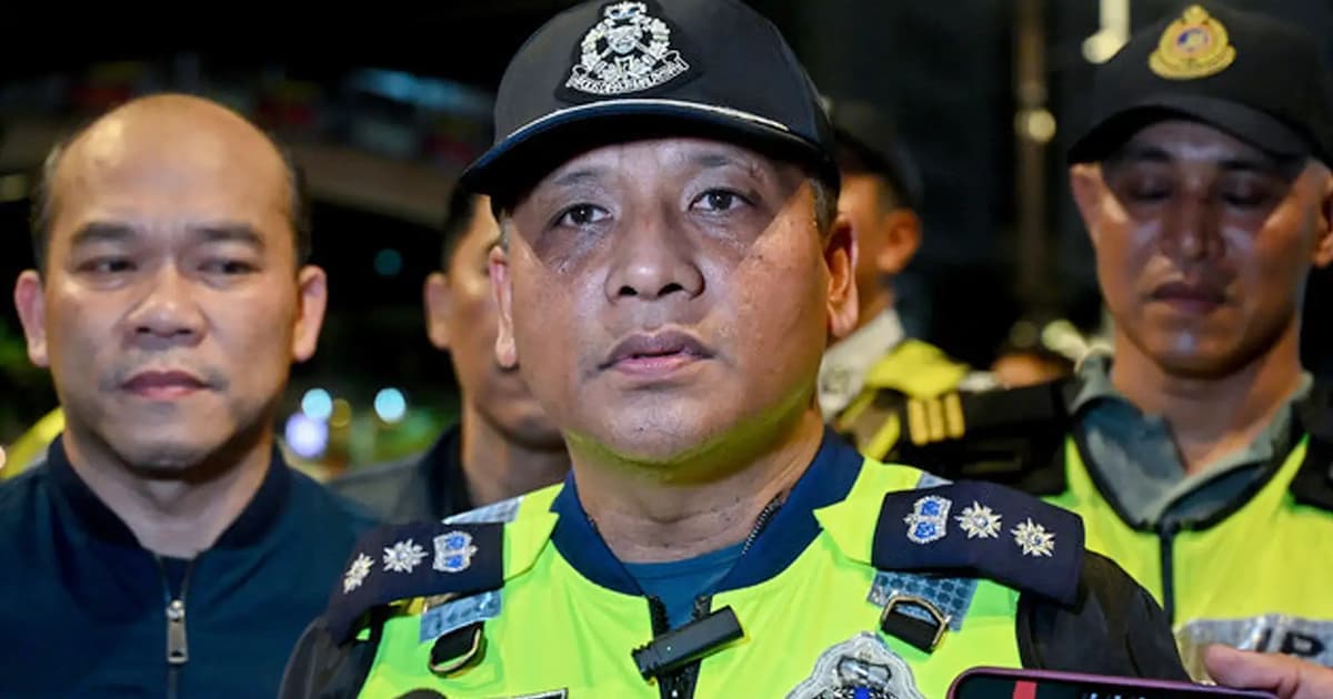 Degil ‘Cucuk’ Rapat Konvoi TPM I di Lebuhraya Kesas, Pemandu Honda CR-V Ditahan Polis